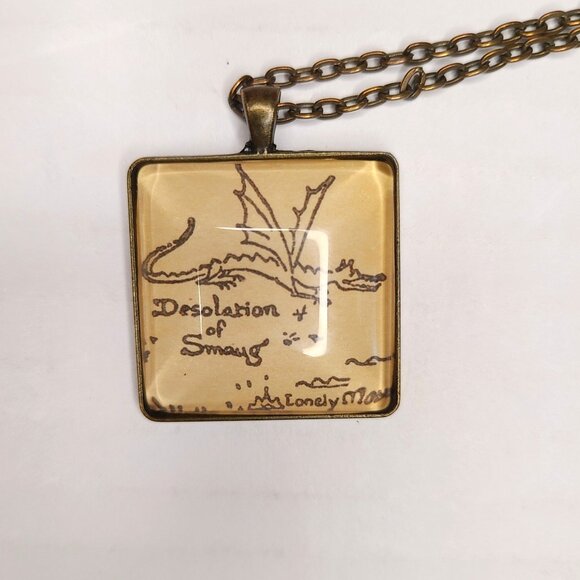 The Hobbit Jewelry - The Hobbit 'Desolation of Smaug' Pendant Necklace